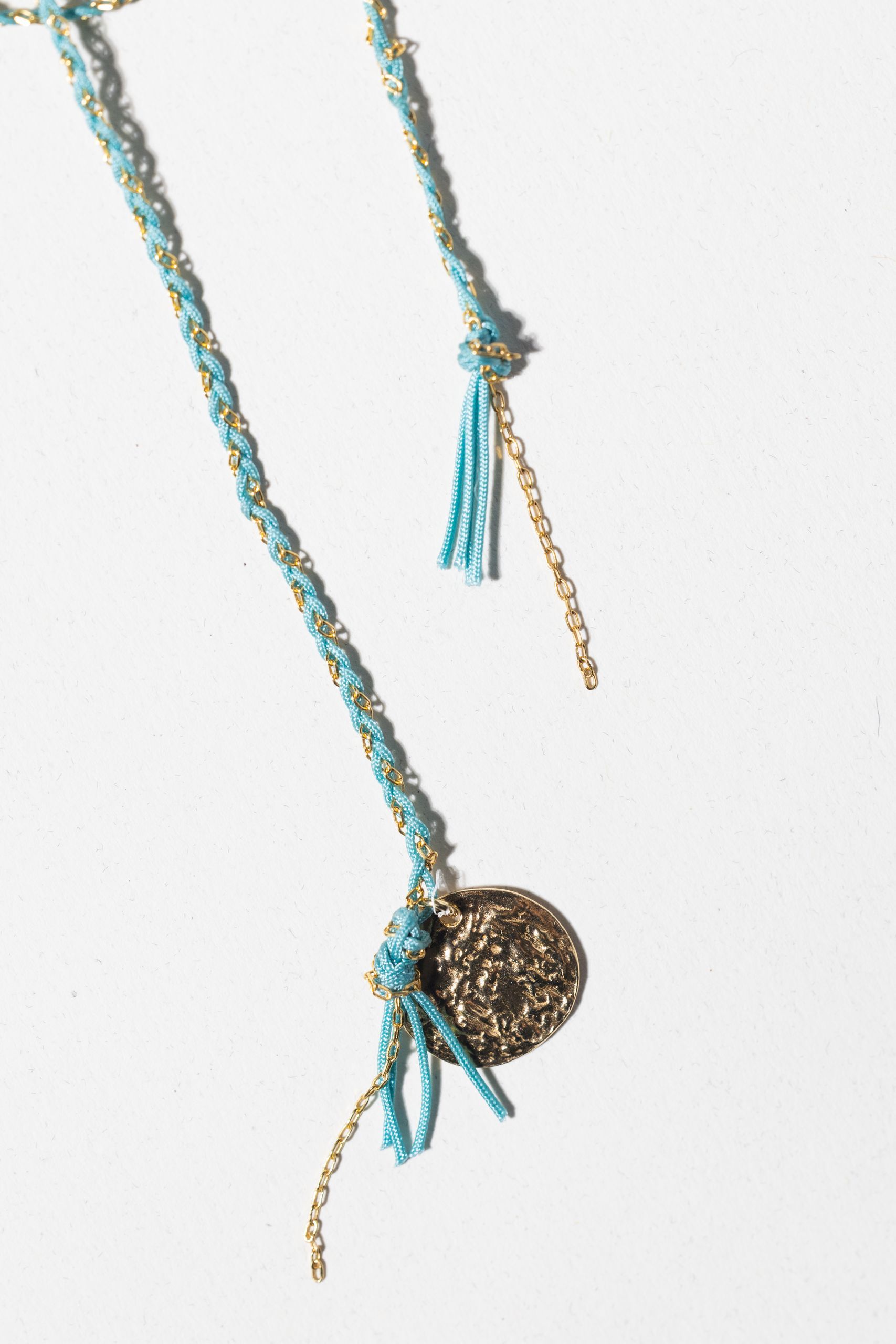 Gold-plated necklace made with turquoise nylon thread - Image 3