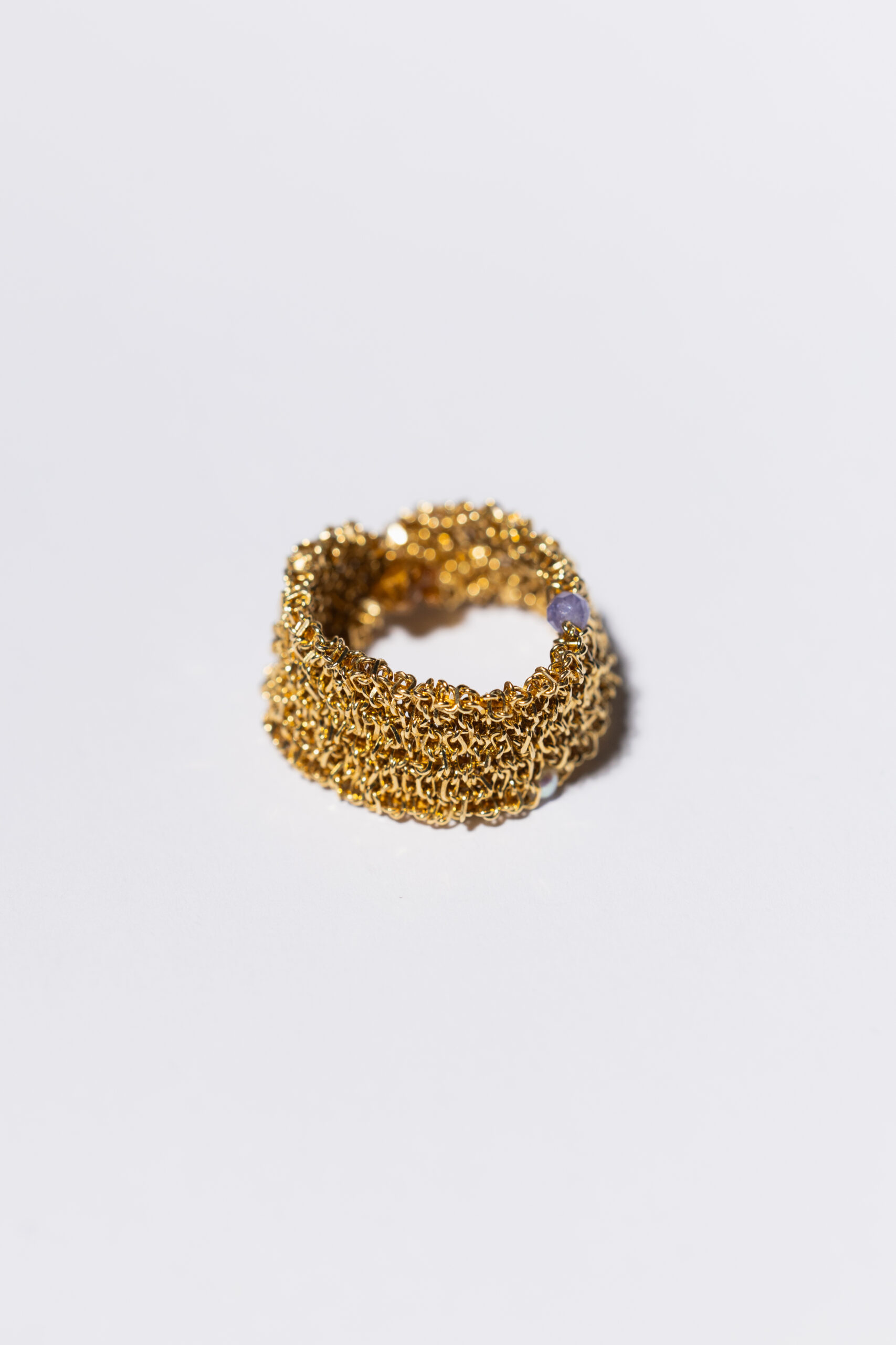 Pierścionek OH MESH! limited z tanzanitem i perłą słodkowodną - obrazek 2