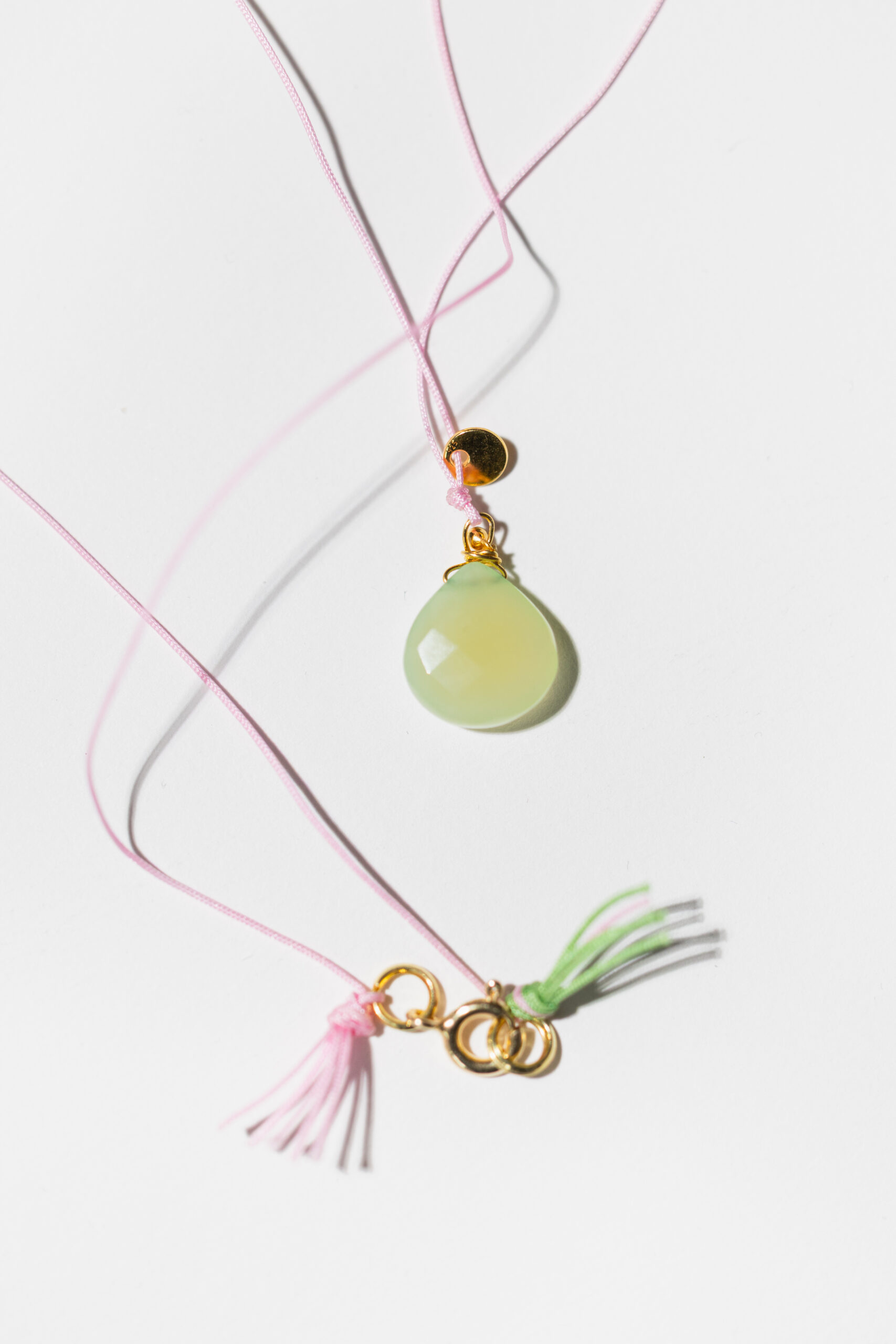 COLOR TALES necklace with mint chalcedony - Image 3
