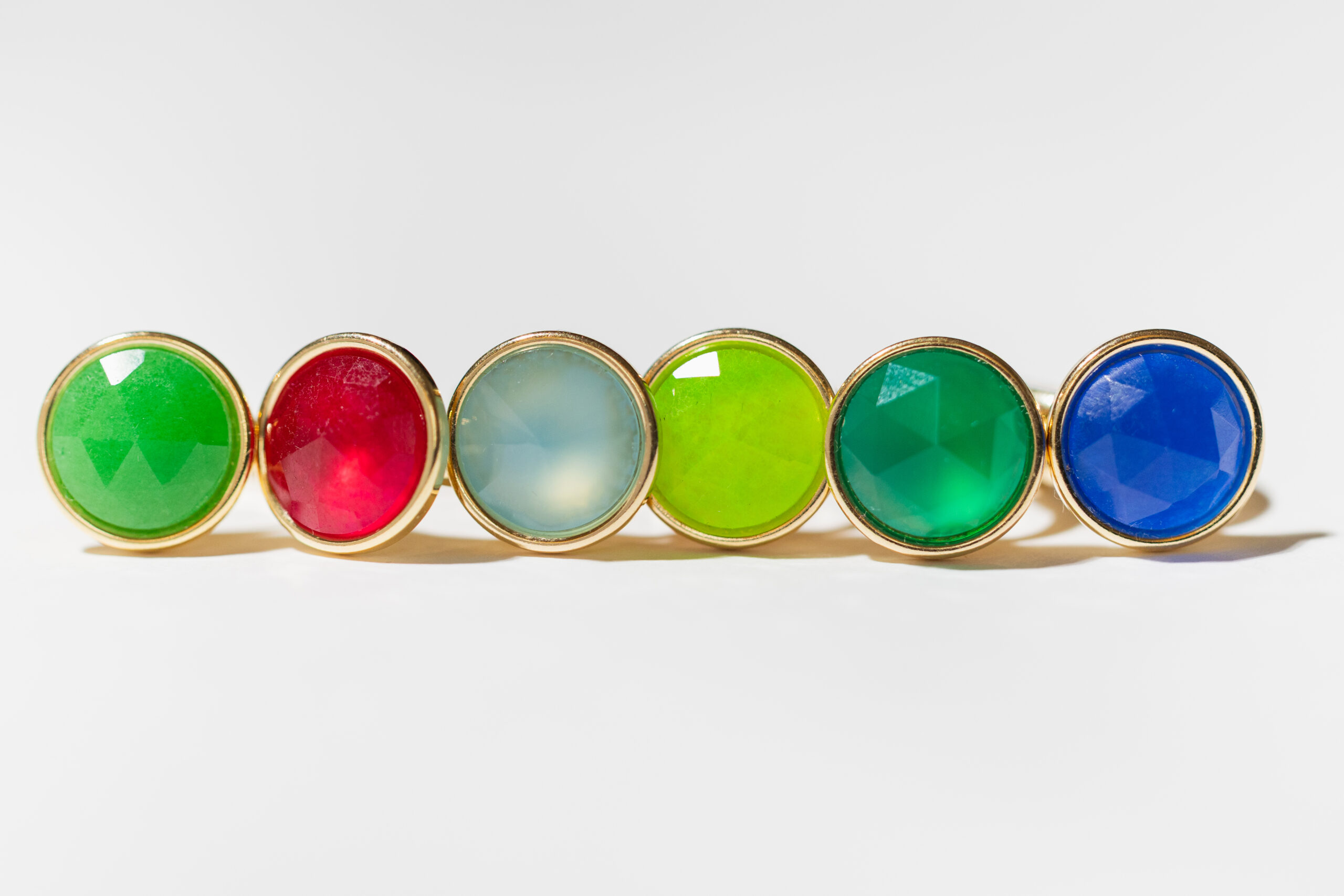 SOUL ICONS Lime Glow Chrysoprase Framed Ring - Image 5